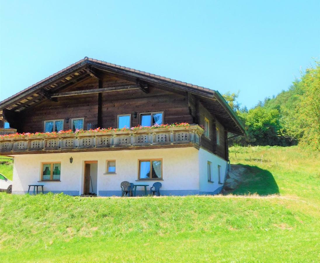 Blockhaus-Ferienpark Apartment Eisenschmitt Luaran gambar